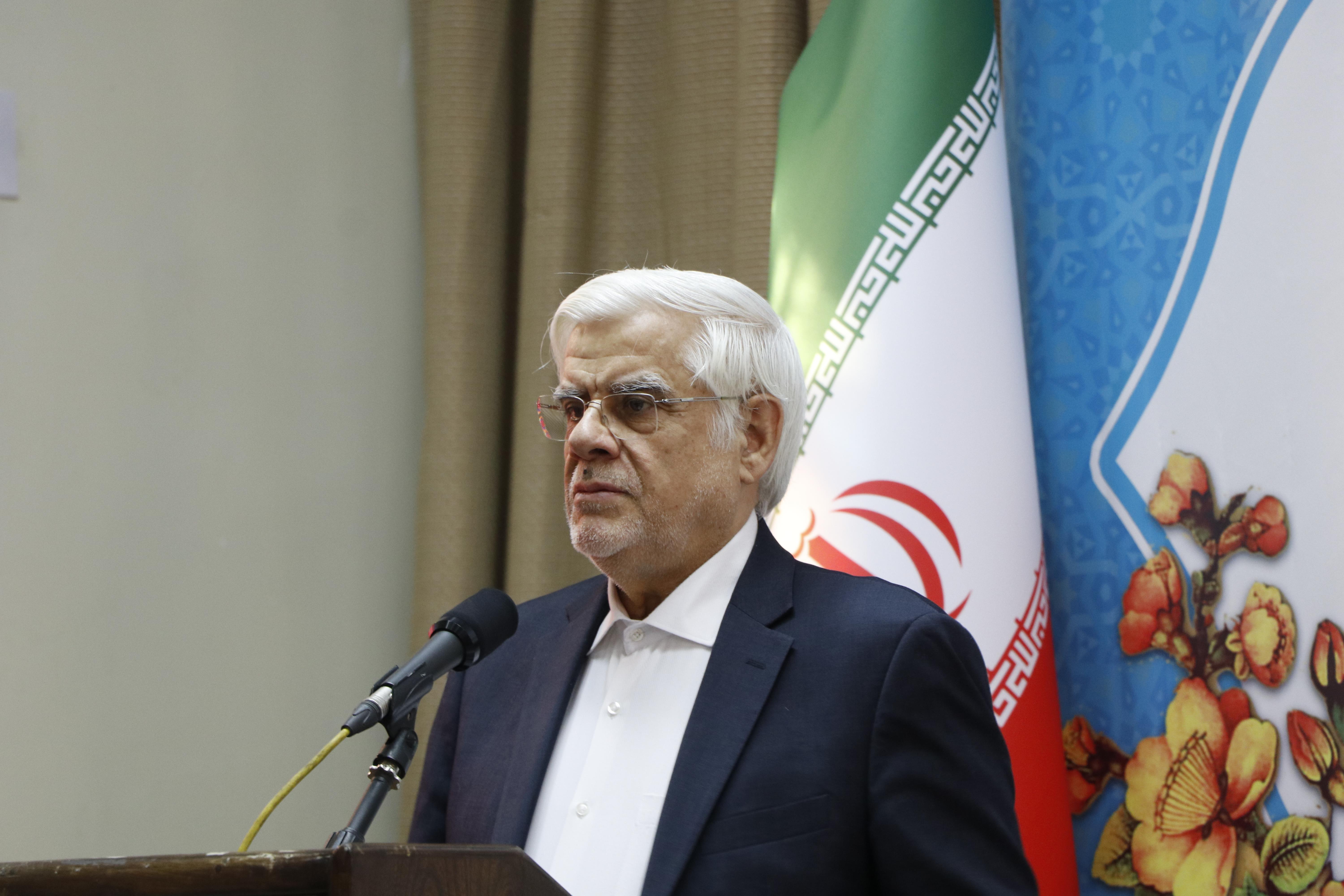 تکریم و معارفه