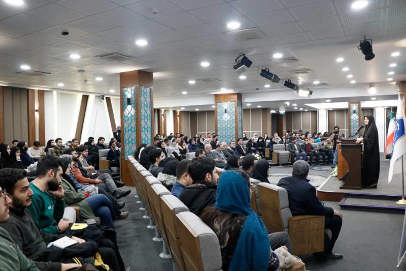 کاشتن برای آینده