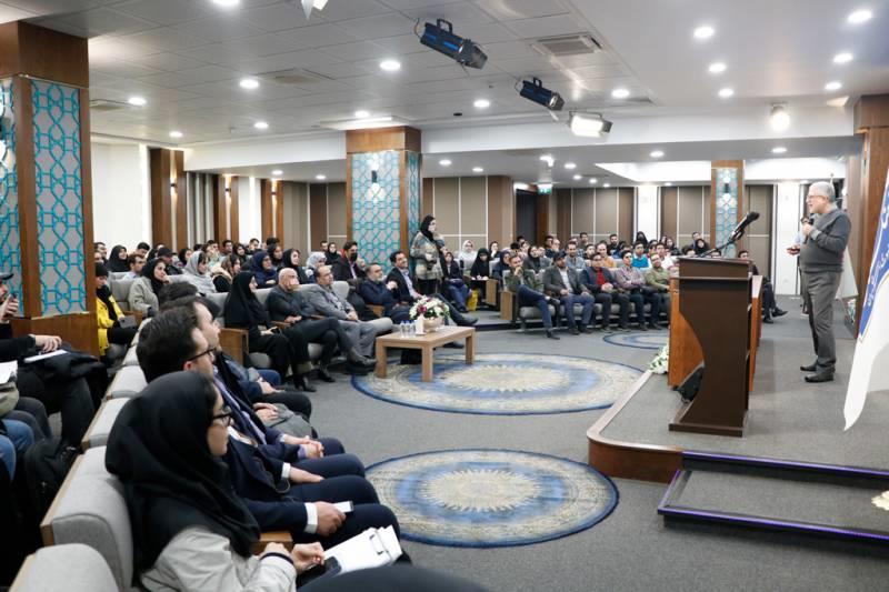 کاشتن برای آینده