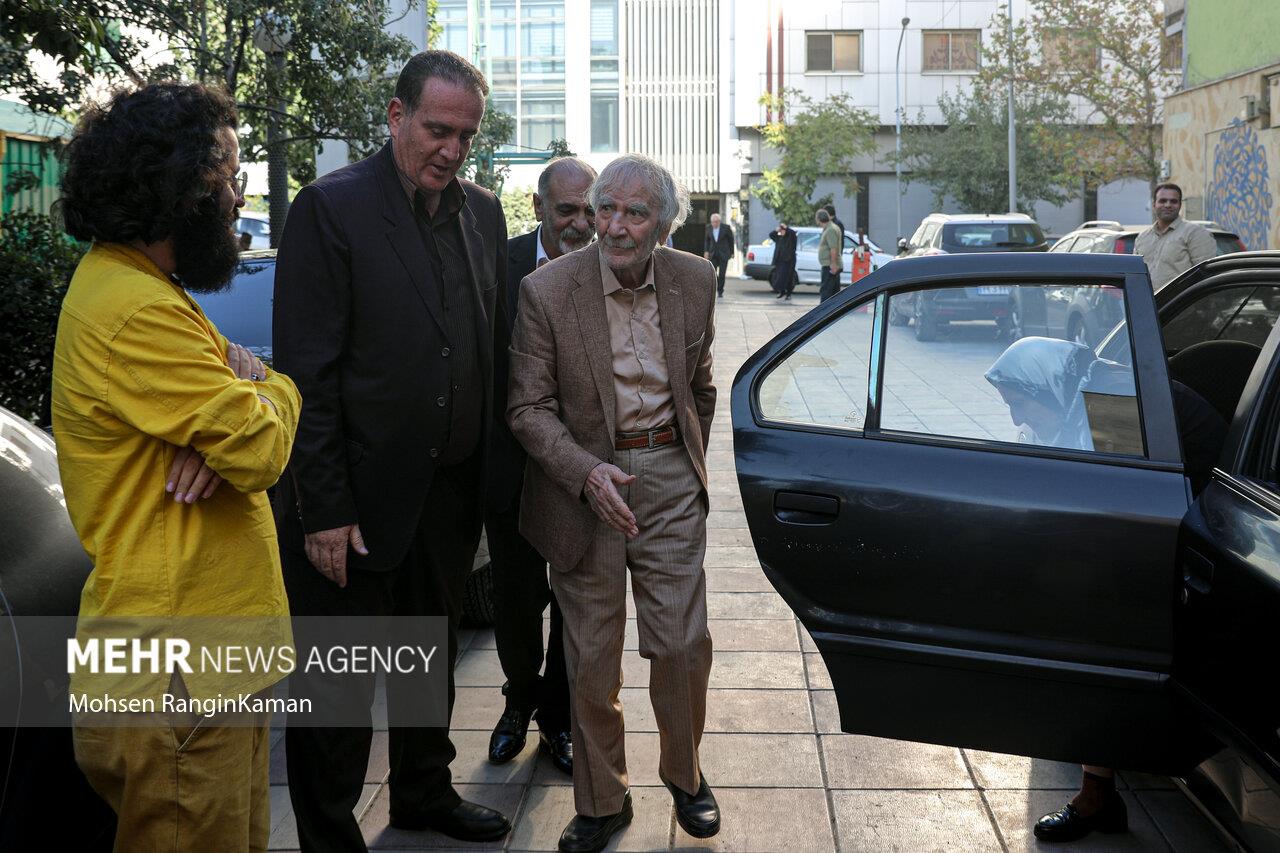 مراسم رونمایی  22