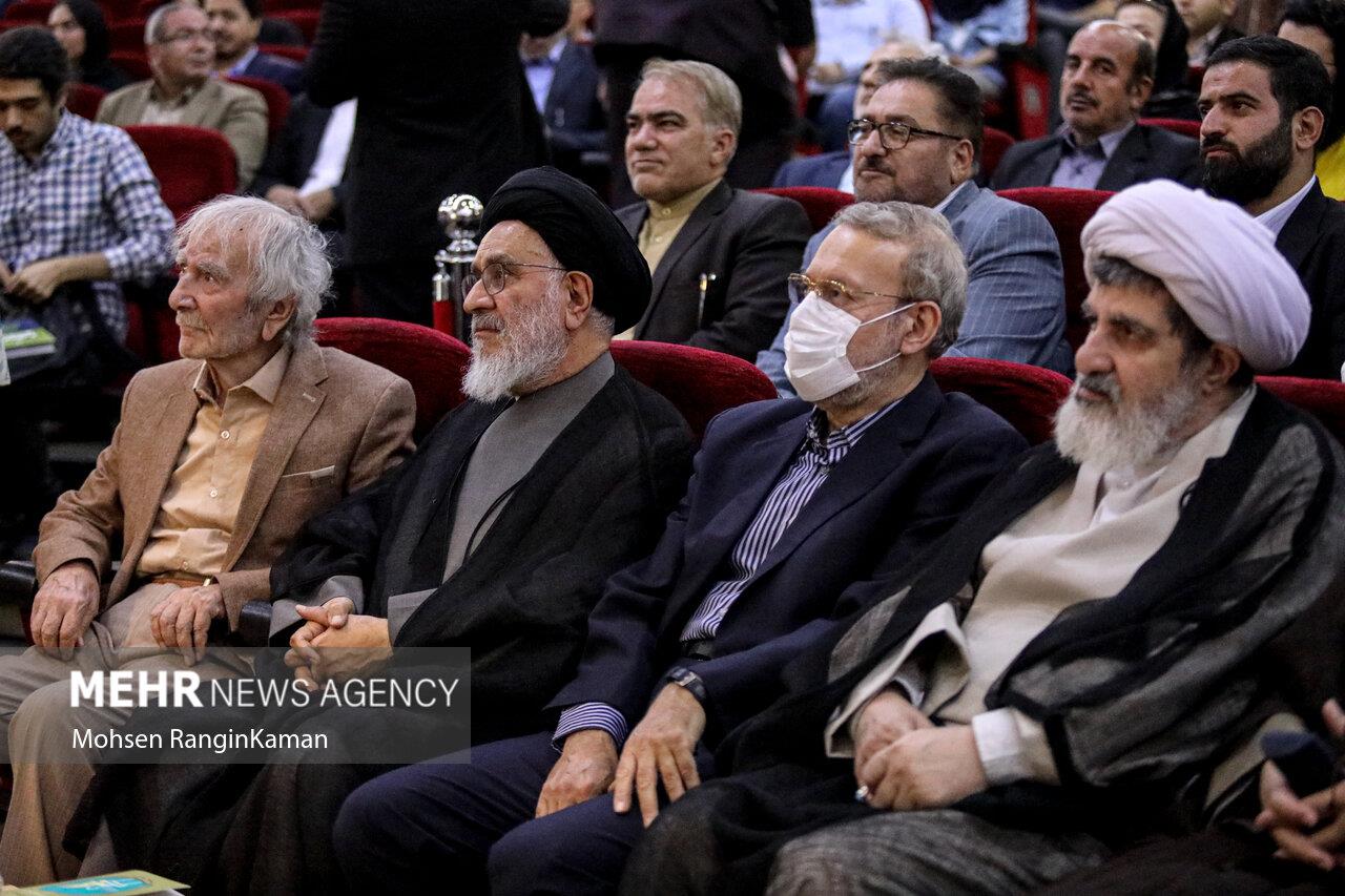 مراسم رونمایی  18