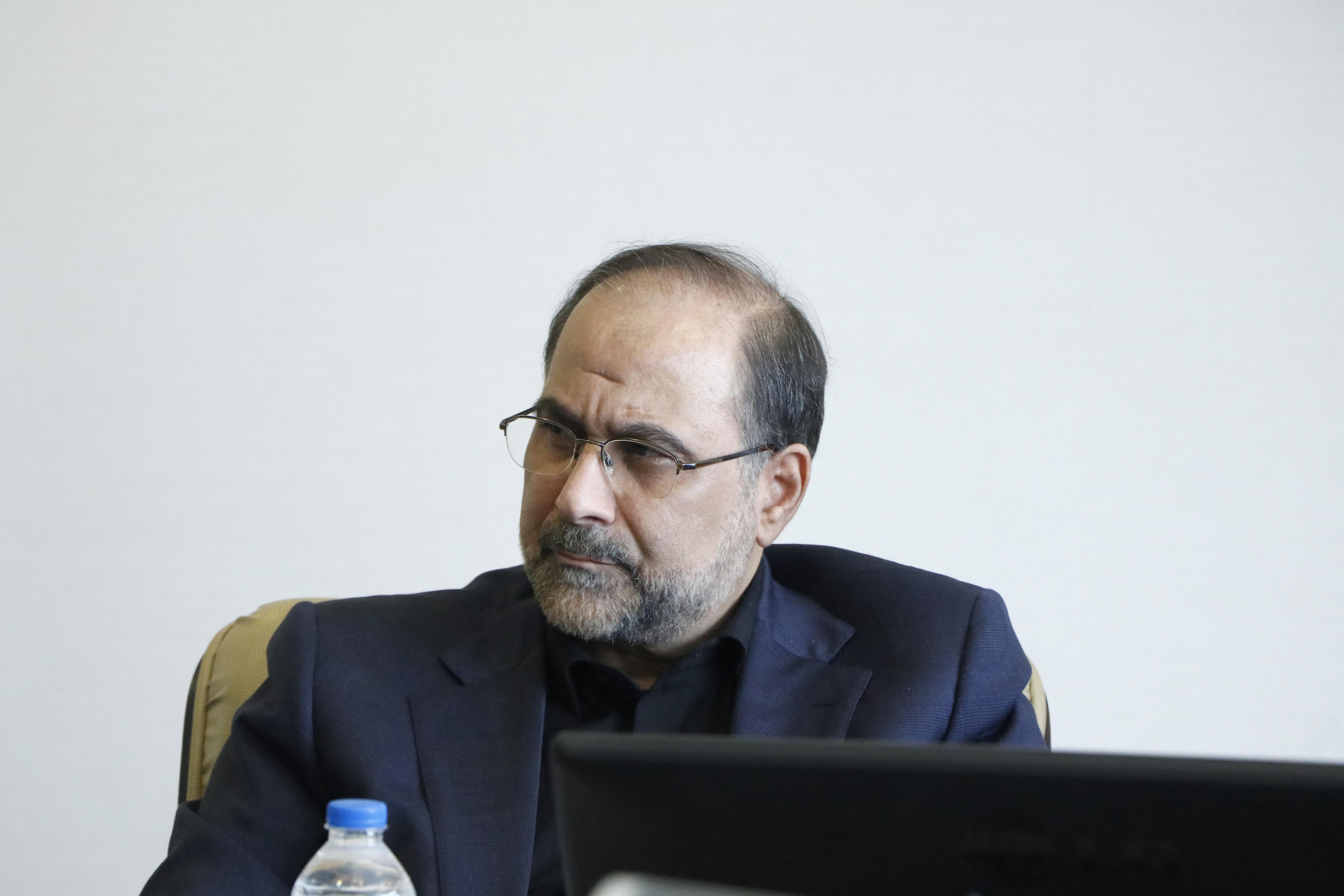 بین الملل 32