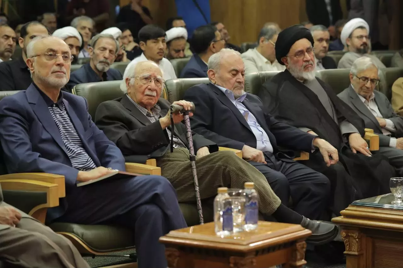 آیین رونمایی 15