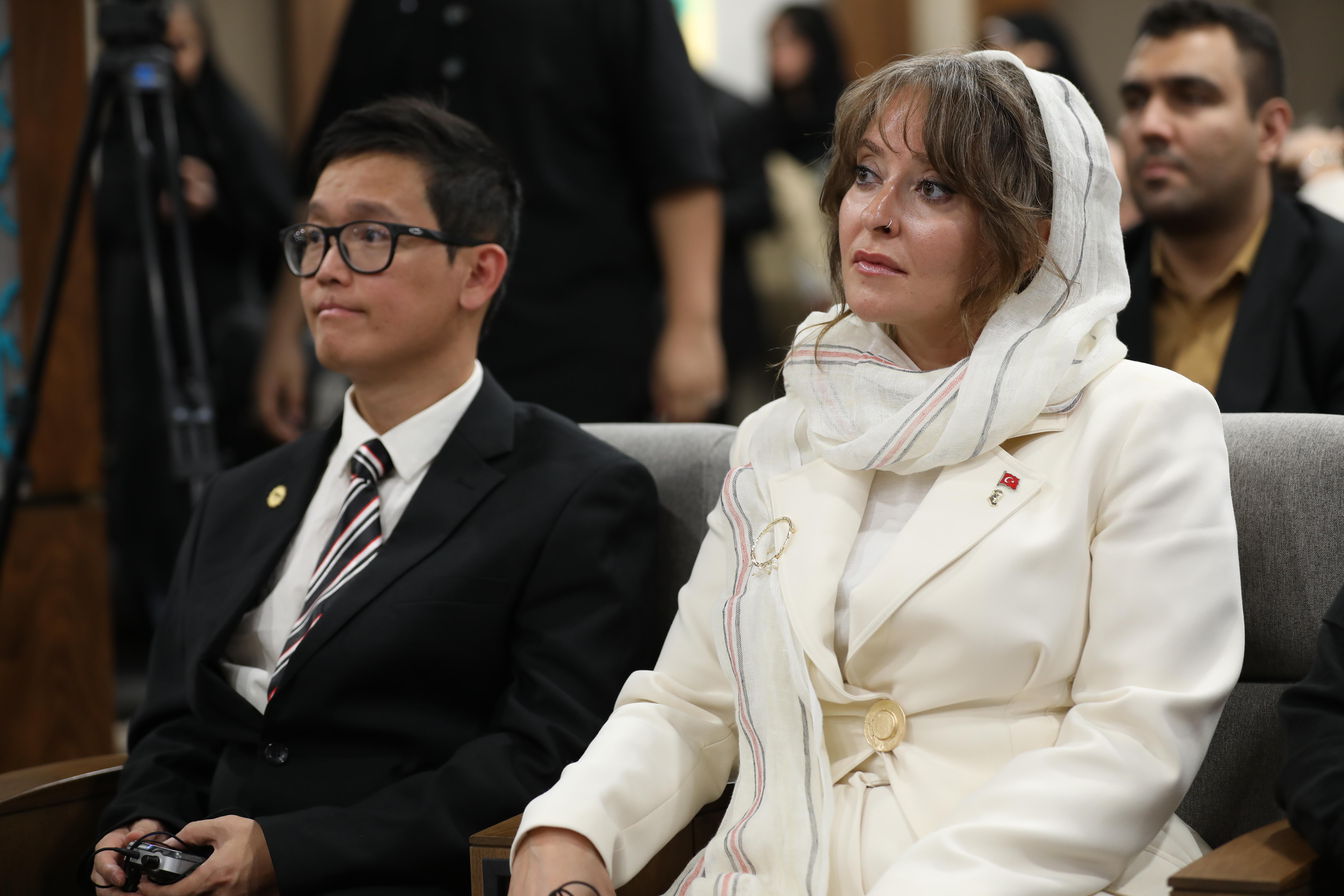 جایزه مصطفی 40