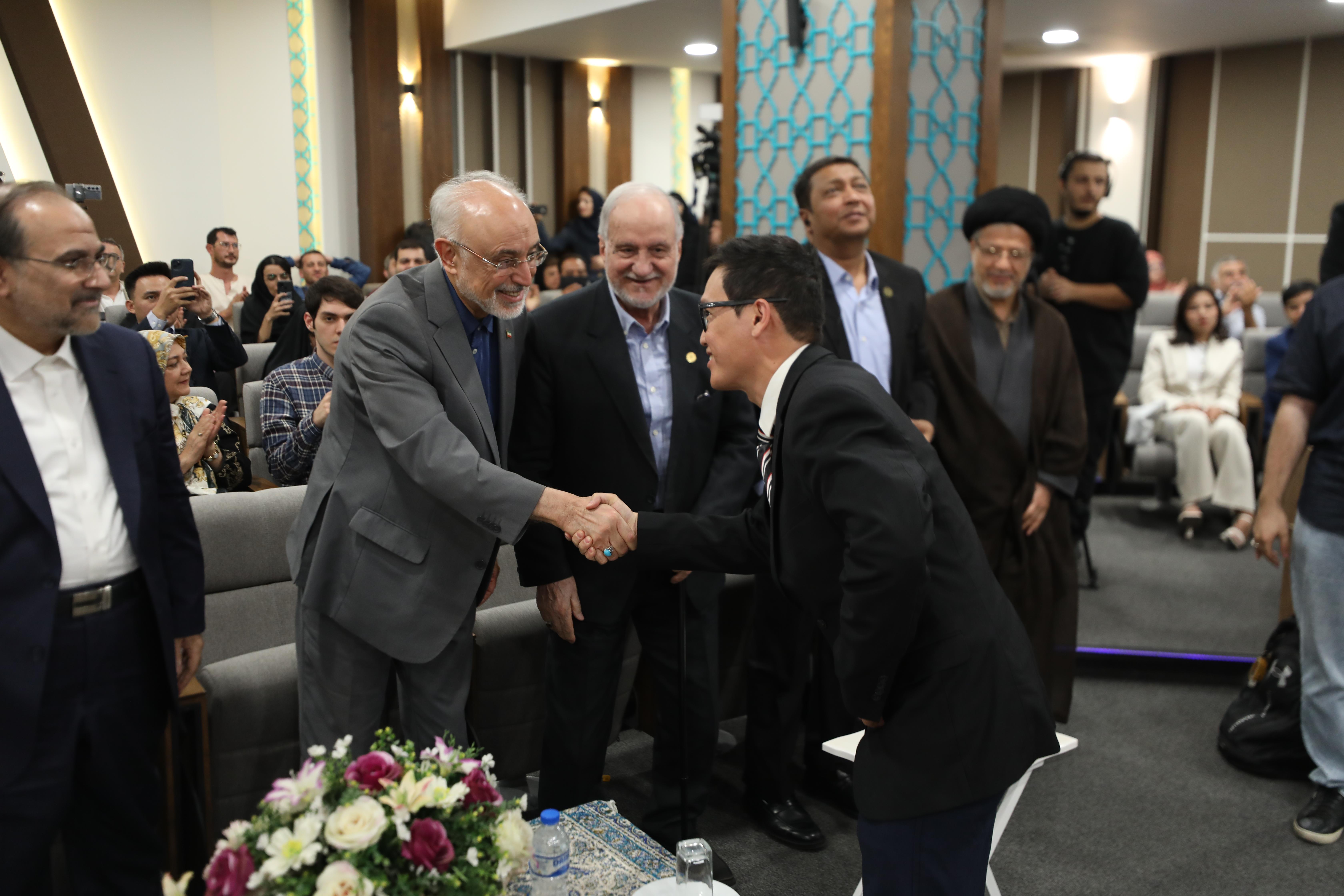 جایزه مصطفی 35