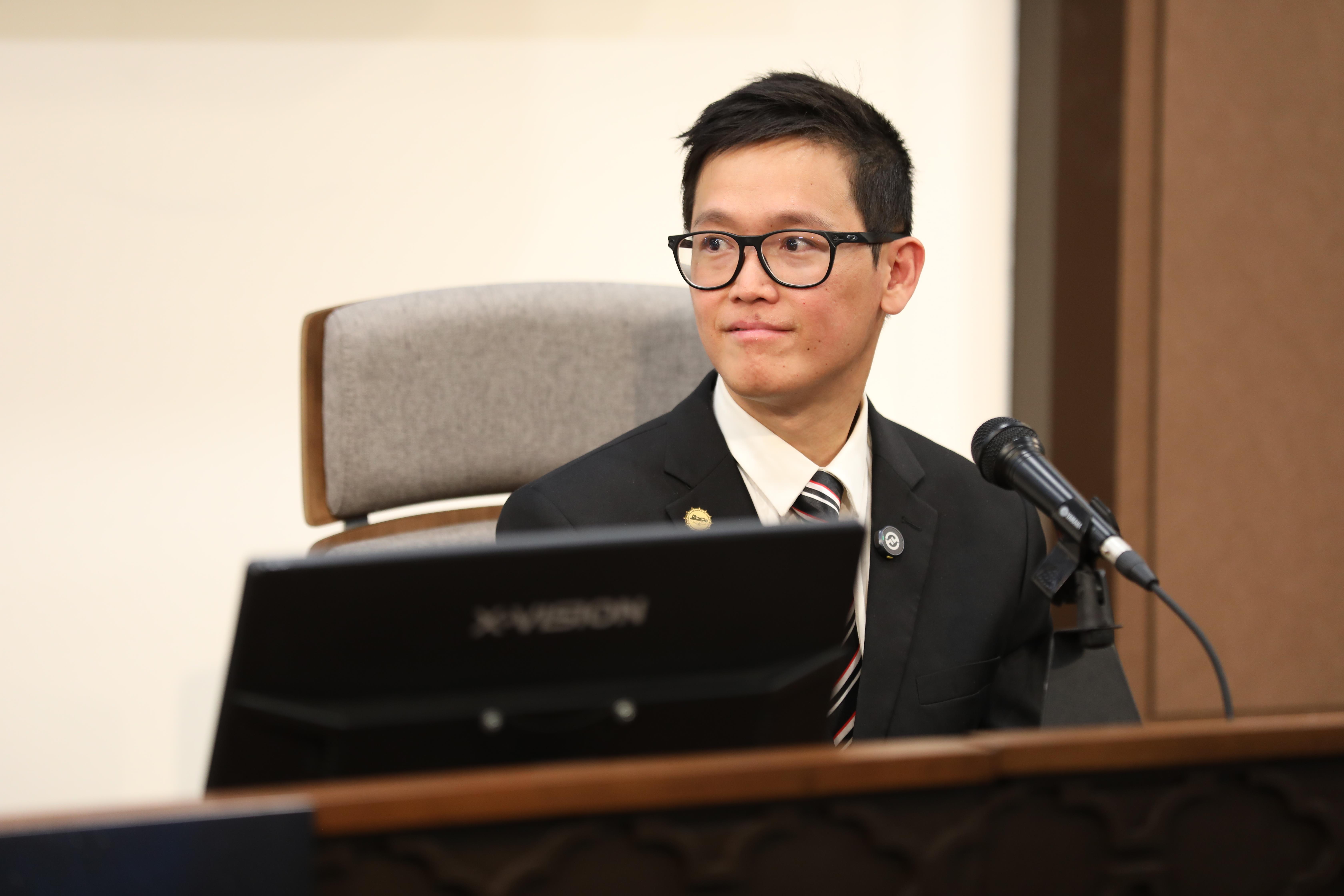 جایزه مصطفی 33