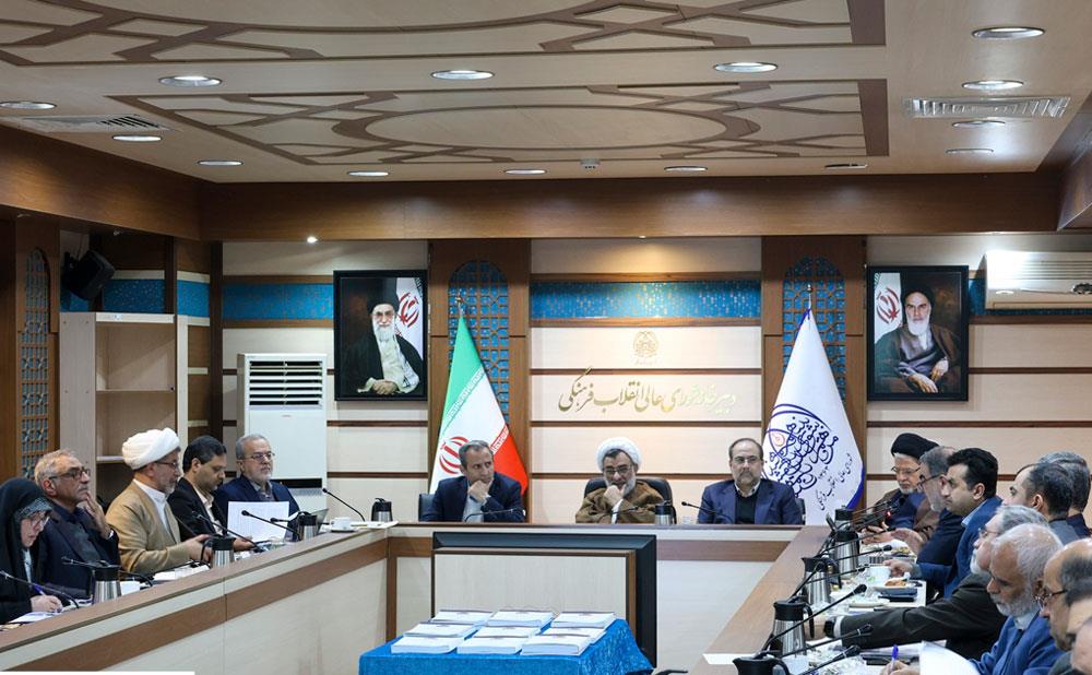 دکتر مخبر دزفولی: علم باید در خدمت حل چالش های معیشتی و مسائل روز کشور باشد