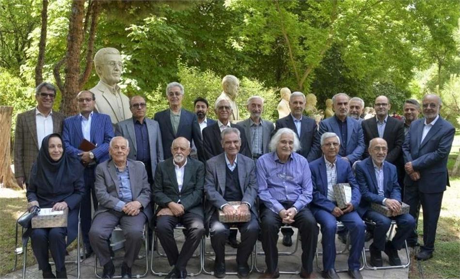 Unveiling the Busts of 18 Elite Scholars of Fars Province at Eram Garden in Shiraz; Members of the Academy of Sciences Among