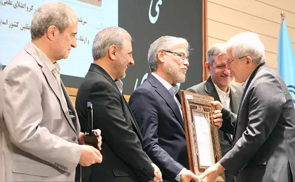 دکتر شریعتی‌‌نیاسر
