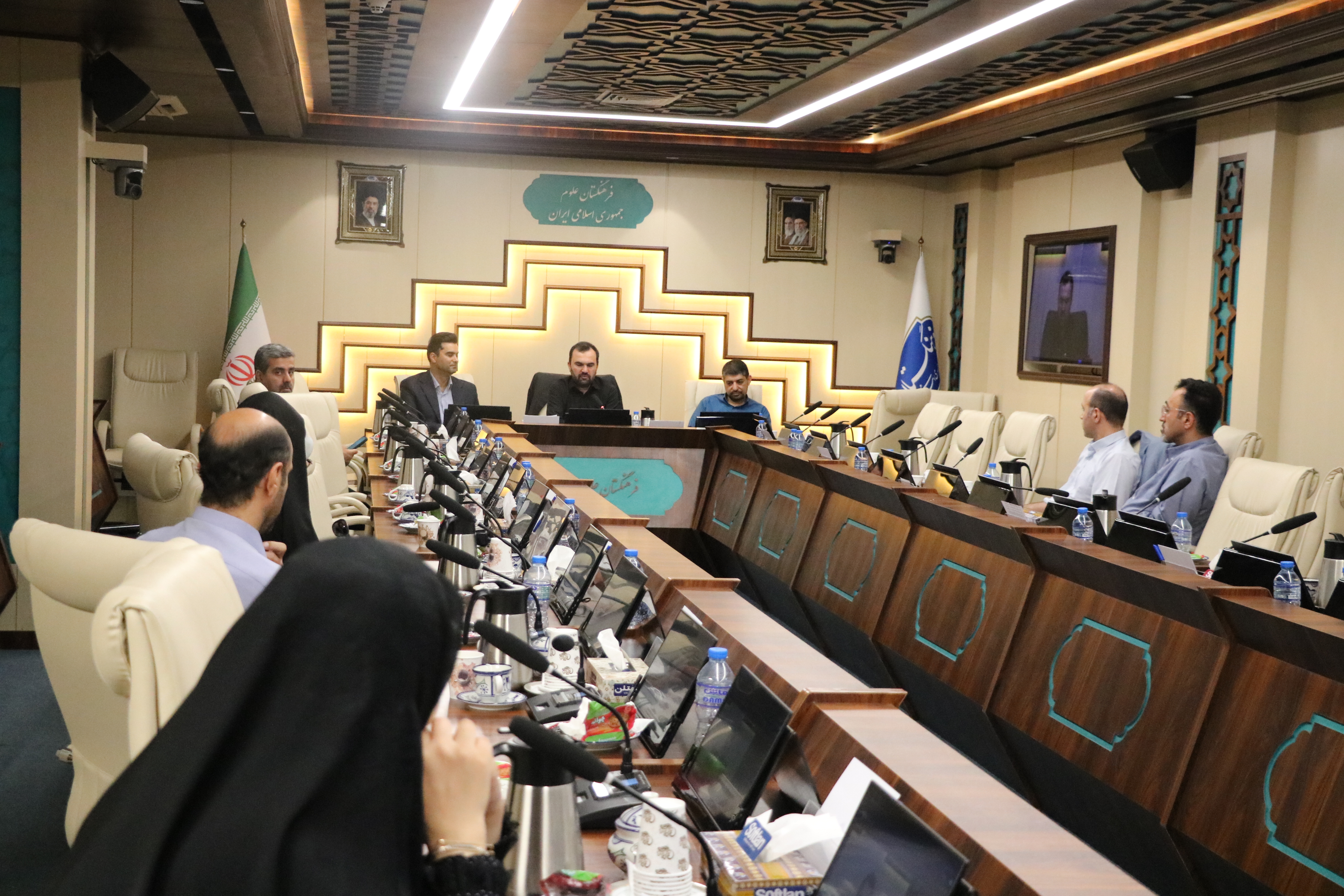 شبکه اندیشمندان جوان