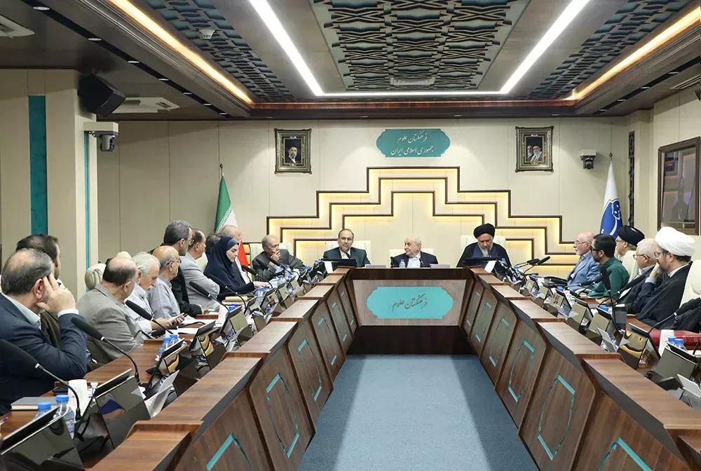 از نسبت علم و اخلاق تا تأثیر ابن‌سینا بر فلسفه غرب