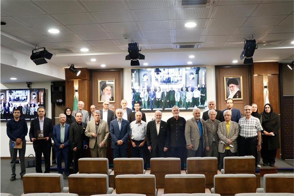 بزرگداشت بیست و پنج سال انتشار فصلنامه آموزش مهندسی ایران برگزار شد