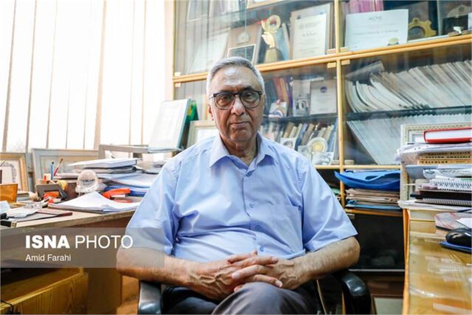 همه مسائل و مشکلات ایران راه‌حل مهندسی دارد به شرط آنکه.../باید به نسل جوان احترام بگذاریم