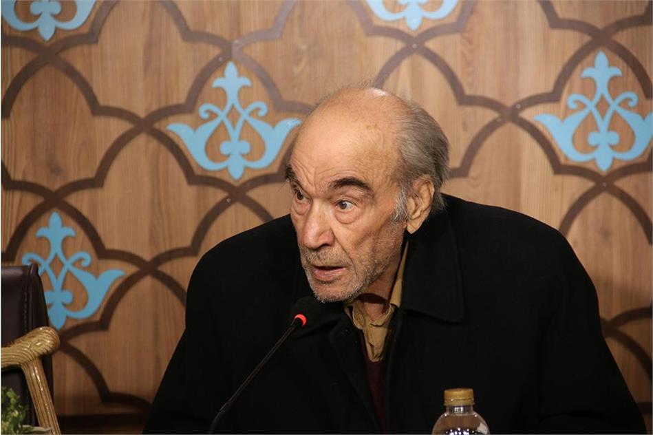 مراسم بزرگداشت هفته پژوهش و رونمایی از سه اثر درباره رضا داوری اردکانی