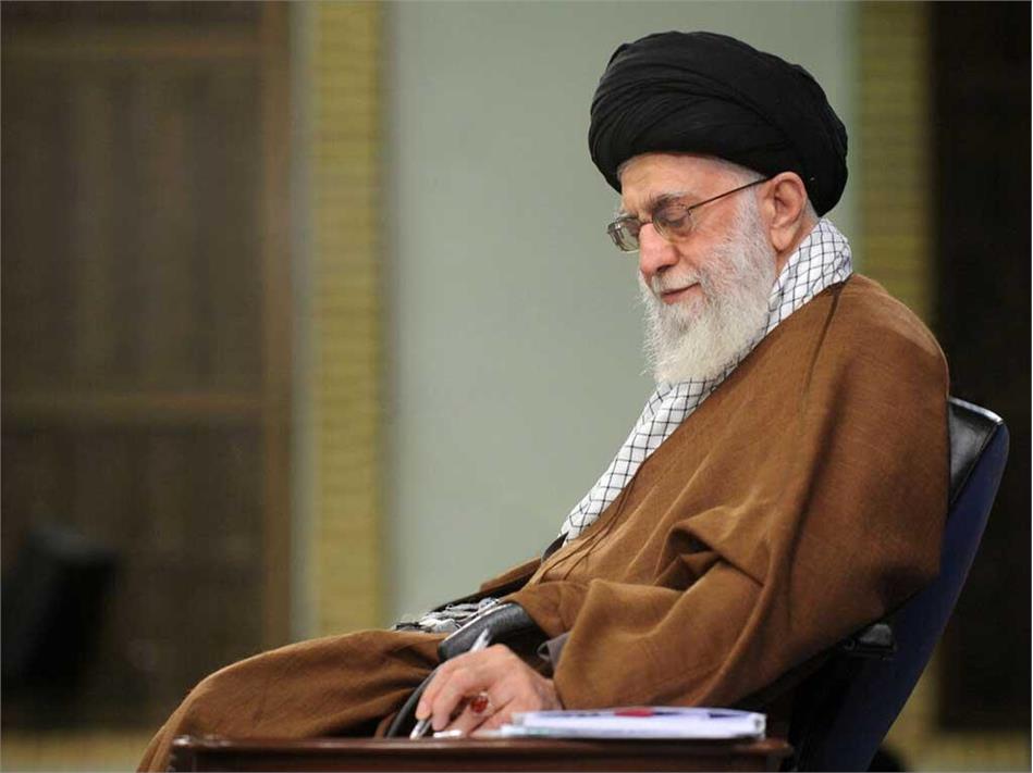 مجلس باید آرامش‌بخش و امیدآفرین باشد/ سوگند نمایندگی، نمایشی و تشریفاتی نیست