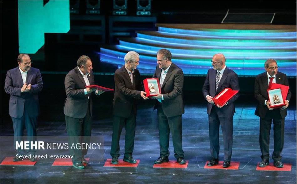 اعطای جایزه مصطفی (ص) ۲۰۲۵ به سه دانشمند برجسته جهان اسلام با حضور رئیس فرهنگستان علوم