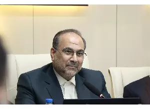 دکتر مخبر دزفولی: باید بر روی ابن‌سینا سرمایه‌گذاری تمدنی کنیم