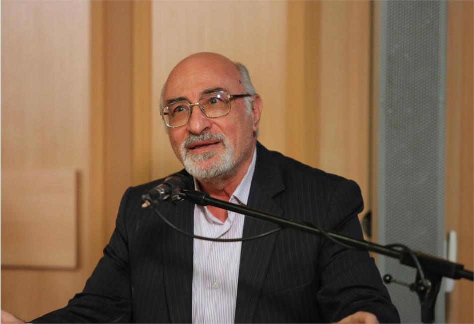 گفتگوی دکتر حسین نمـازی با پایگاه مرکز اسناد انقلاب اسلامی درباره مباحث نظری و عملی چهار دهـه اقتصاد کشور