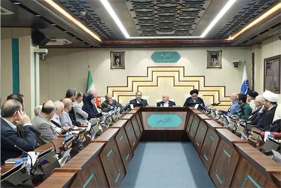 از نسبت علم و اخلاق تا تأثیر ابن‌سینا بر فلسفه غرب