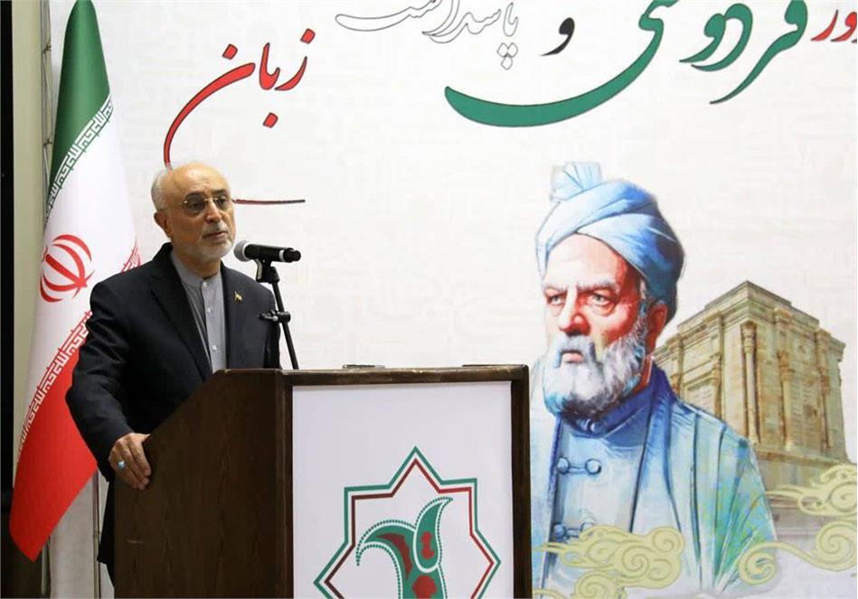 فردوسی؛ معمار هویت ایرانی و پاسدار زبان فارسی