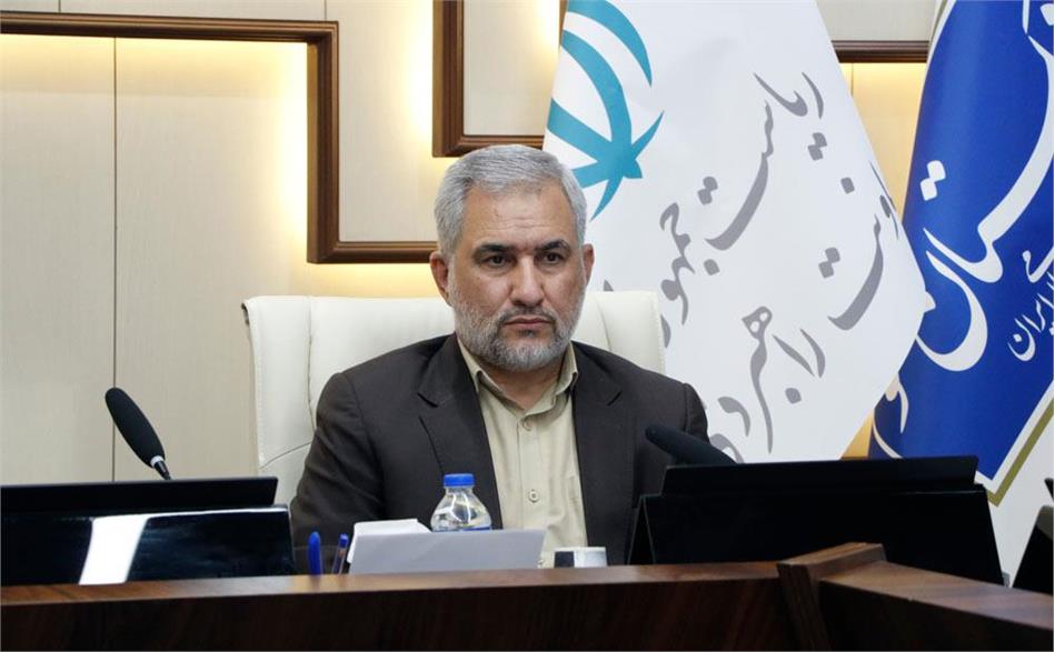 با همت نخبگان آینده ای درخشان رقم خواهد خورد