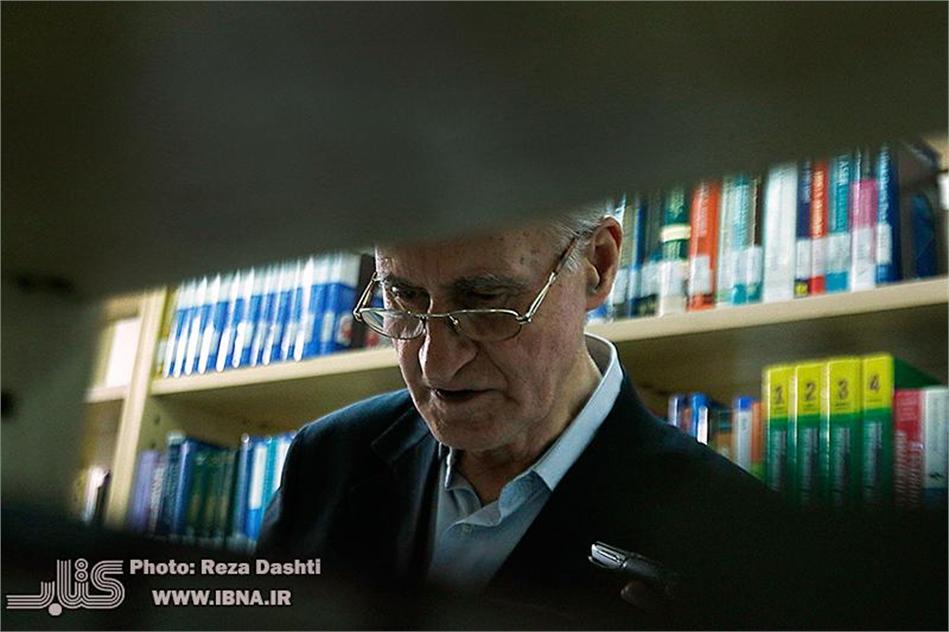 پروفسور سیدمحمد بلورچیان تبریزی؛ از تحصیلات تا بنیانگذاری پژوهشکده شیمی ایران