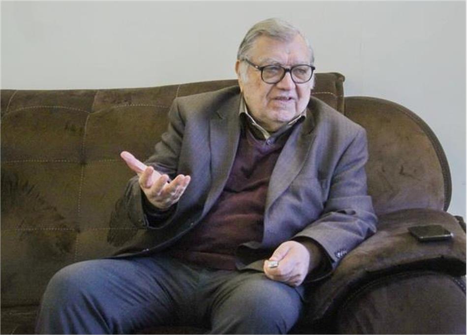 درخشندگی تمدن اسلامی را برای مردم و نسل جوان تبیین کنیم