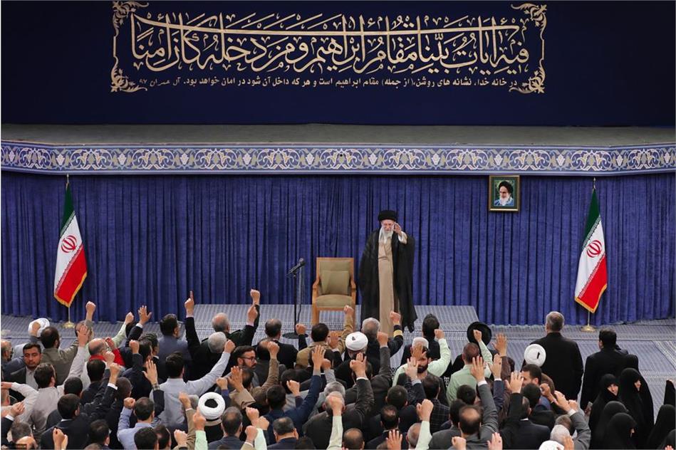 امروز بزرگترین منفعت امت اسلامی «اتحاد و هم‌افزایی» برای حل مشکلات جهان اسلام است