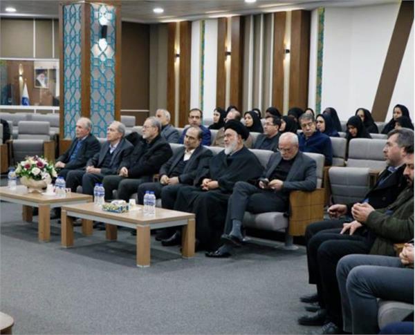 A joyful ceremony to honor Mr. Reza Kashkuli, a colleague of the Academy of Sciences, with the presence of the Honorable President of the Academy of Sciences