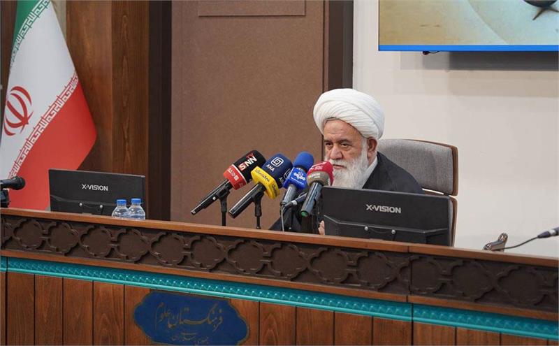 انقلاب اسلامی حاصل شجاعت همراه با حکمت بود