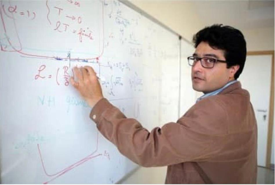 دکتر محمدمهدی شیخ جباری عضو پیوسته فرهنگستان علوم در میان 10 سرآمد علمی کشور