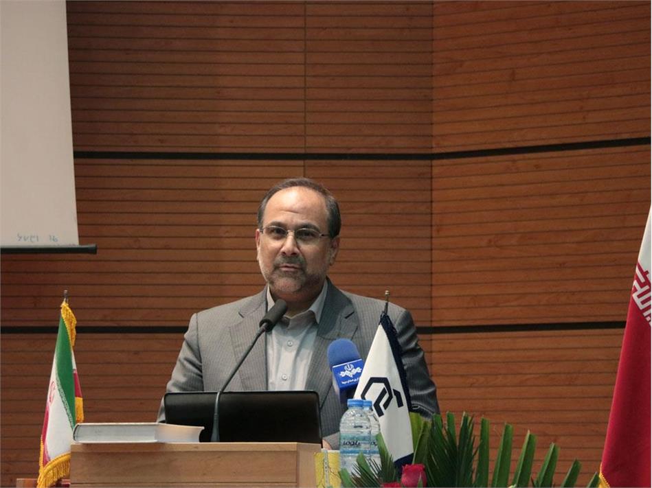 پیشرفت علمی بدون داشتن علوم پایه قوی امکان پذیر نیست