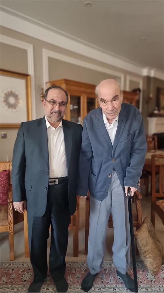 دیدار رئیس فرهنگستان علوم با استاد داوری اردکانی