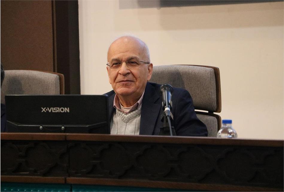 لزوم ارائه چشم‌انداز واقع‌بینانه و راهبردهای کلان هوش مصنوعی در ایران