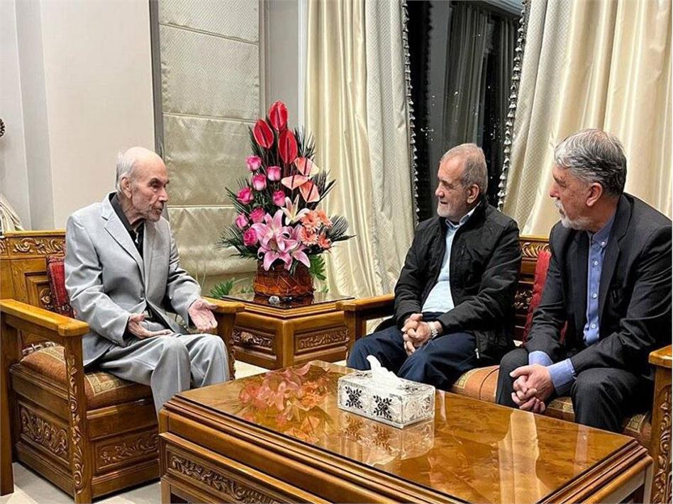 دیدار رئیس جمهور با دکتر داوری اردکانی